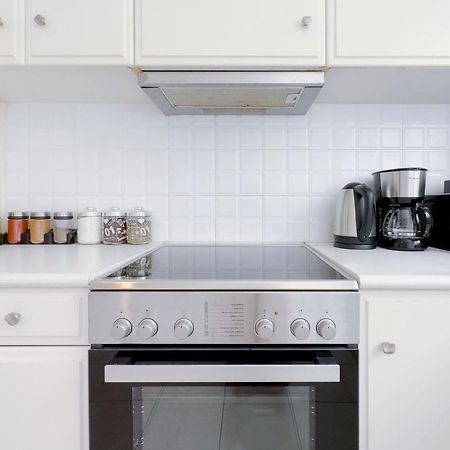 Metamorfoseos Spacious 120Sqm Apt In Alimos Athens Exterior photo
